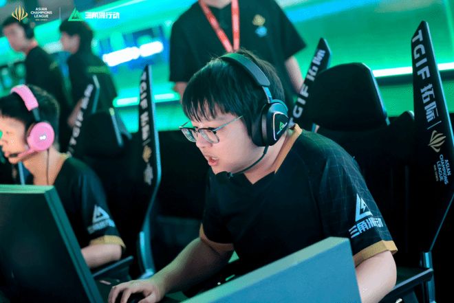 历史对比与 历史对比与